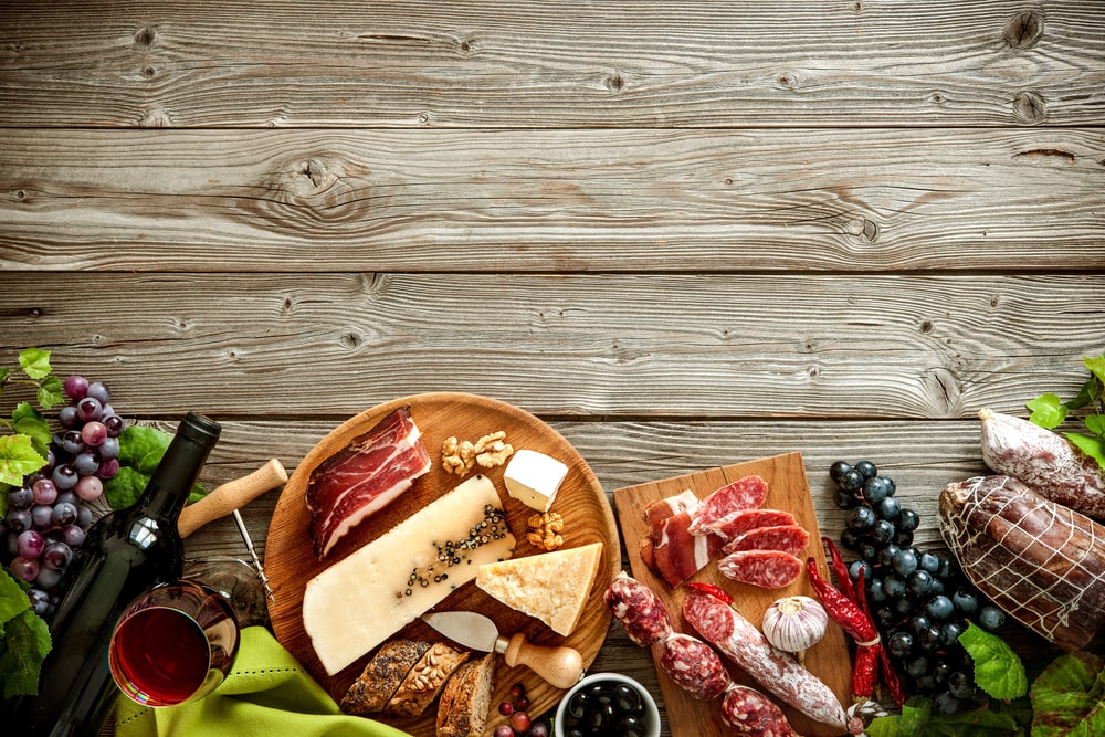 What foods can cause breast cancer? What foods can cause breast cancer?